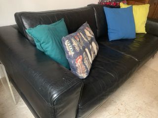 Divano 3 posti in pelle nero Ikea