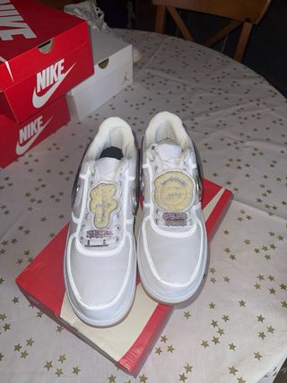 Nike Air Force 1 x Travis Scott