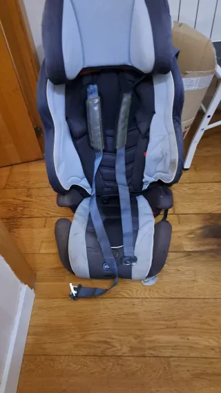 Silla de coche para bebé rosa