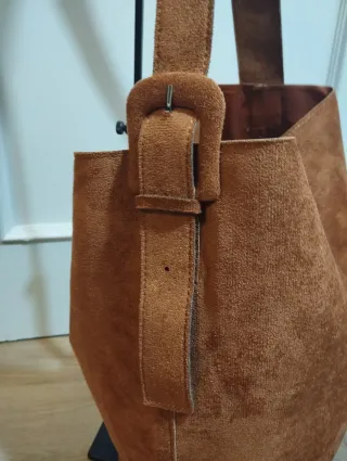 Bolso de ante marrón