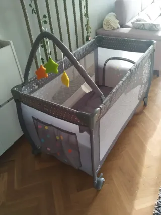 Cuna de viaje / Parque infantil