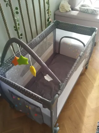 Cuna de viaje / Parque infantil