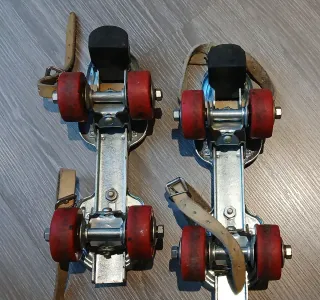 Patines Vintage SANCHESKI Ruedas Rojas