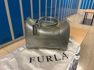 Bolso Furla metalizado sin uso