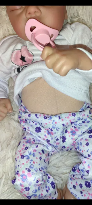 Bambola Reborn femmina con ciuccio e biberon