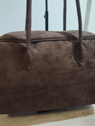 Bolso marrón de ante sintetico