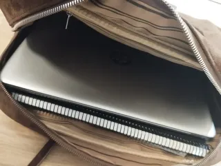 Bolso marrón de ante sintetico