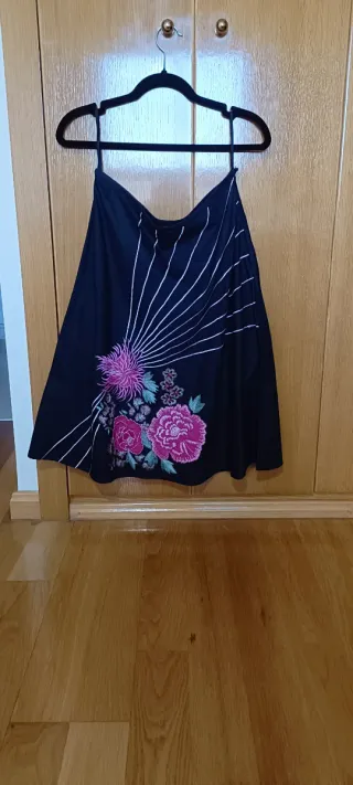 Conjunto Blusa y Falda Flores