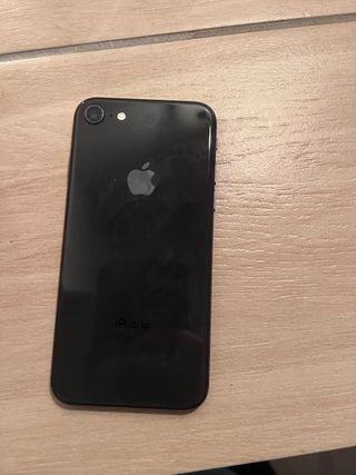 iPhone XR e iPhone 8 per pezzi