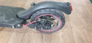 Patinete Eléctrico Negro seminuevo