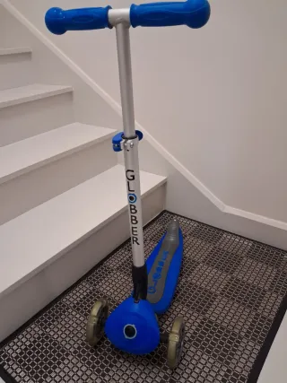 Patinete Globber 3 ruedas azul