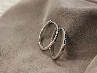 Pendientes Aro Plata con Circonitas Negras