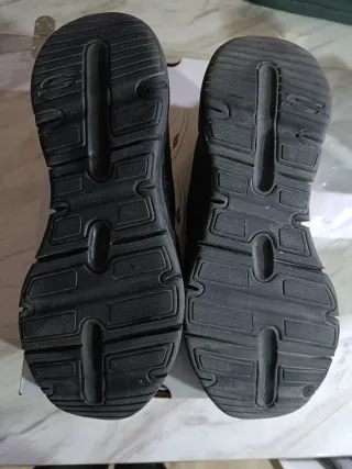 Zapatillas Skechers Arch Fit Banlin Talla 44