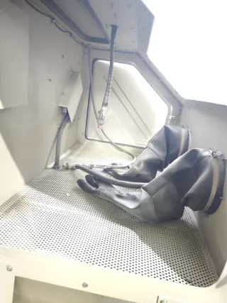 Chorreadora de arena profesional de 350 litros