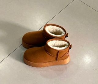 Botas       UGG       Mini      Castaño