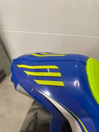 Moto de juguete tipo correpasillos