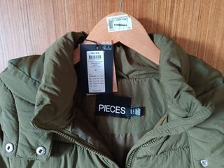 Chaqueta mujer verde marca Pieces M