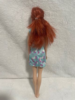 Muñeca Barbie Peliroja Vestido Unicornios