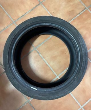 Neumático Bridgestone Potenza 225/40R18