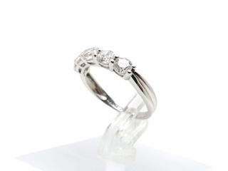 Anillo de Oro Blanco 18 Kt. 2.2 gr de segunda mano