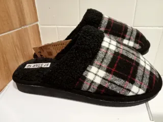 Zapatillas cuadros talla 43