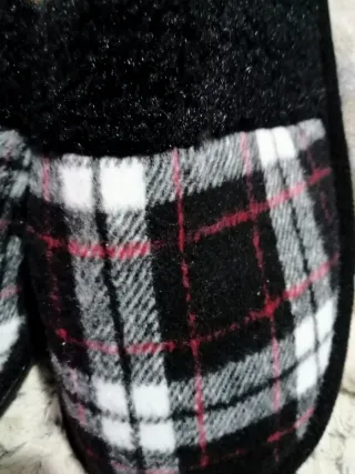 Zapatillas cuadros talla 43