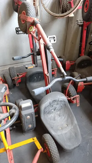 Cuatriciclos de pedales para educación vial