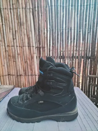 Botas de montaña Gore-Tex