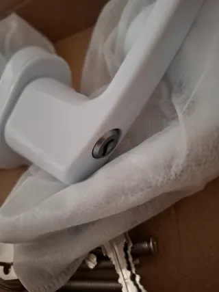 3 Manillas Oscilobatientes con Llave