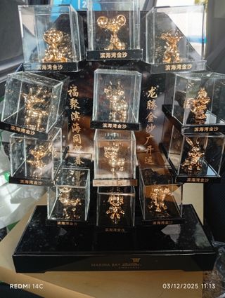 Figuras Zodiaco Chino Chapado Oro Marina Bay Sands