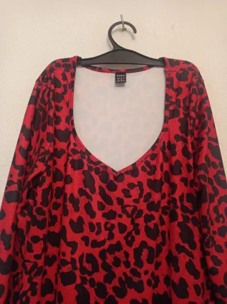 Vestido midi estampado leopardo