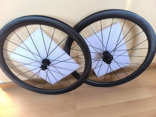 Ruedas EliteWheels DRIVE 45D Radios Carbono Disc