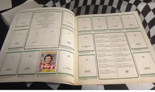 Album cromos FUTBOL 84 Panini con solo 10 cromos