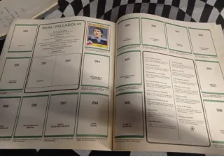 Album cromos FUTBOL 84 Panini con solo 10 cromos