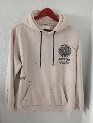 Sudadera Bershka Beige con Estampado