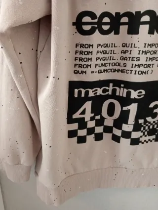 Sudadera Bershka Beige con Estampado