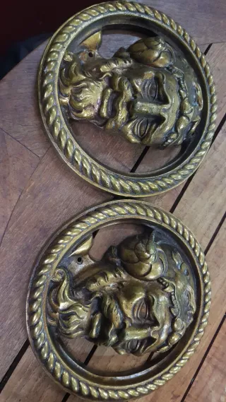 2 Apliques Bronce Fundido