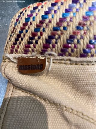 Botas Mustang Beige Multicolor