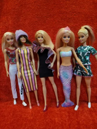 Lote di bambole Barbie con difetti