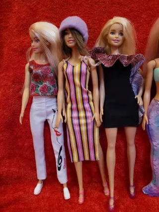 Lote di bambole Barbie con difetti