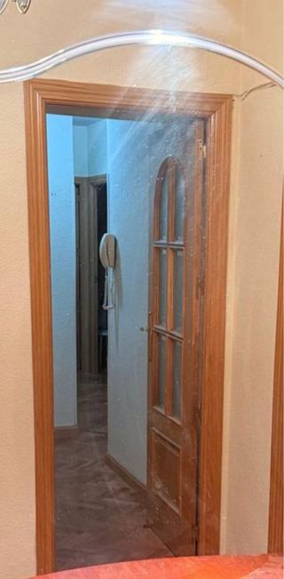 Puerta interior madera con cristal