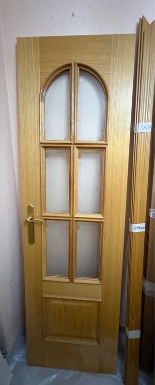 Puerta interior madera con cristal