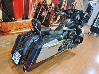 Harley Davidson Street Glide CVO