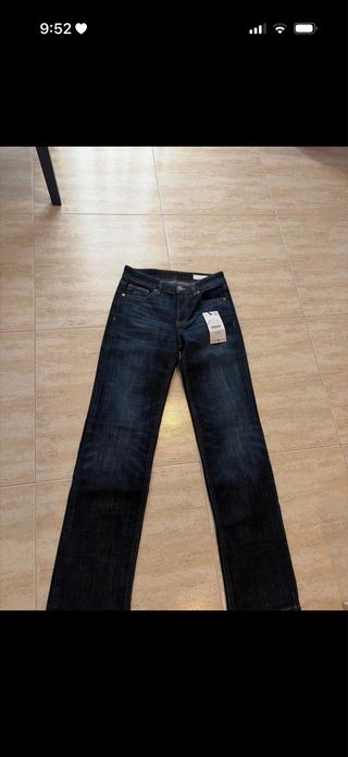 Vaqueros tiro bajo de Zara NUEVOS