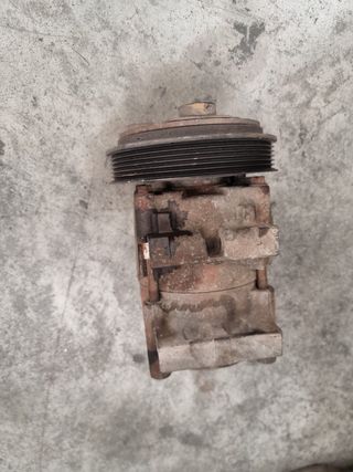 Compresor A/A Ford Fiesta IV
