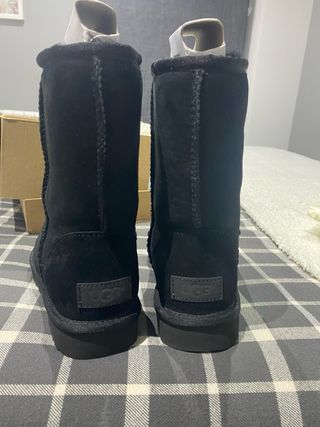 Botas UGG Negras Nuevas Talla [Talla]