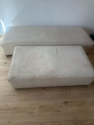 2 Puffs in Velluto Beige