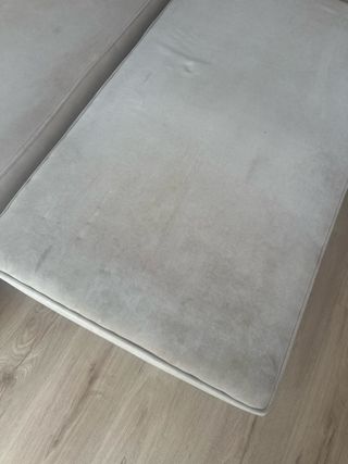 2 Puffs in Velluto Beige