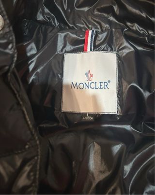 Moncler smanicato nero
