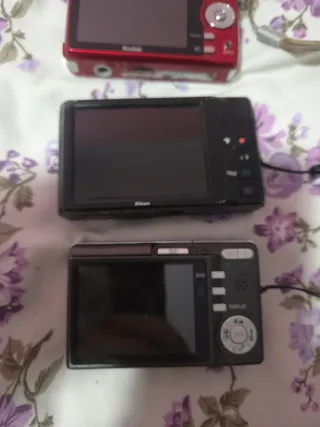 Confezione da 3 fotocamere per foto e video